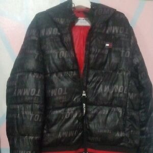 Tommy Hilfiger Black Puffer Jacket with Red Lining